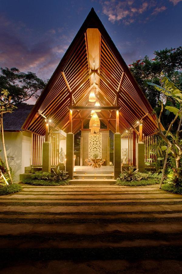 The Kanjeng Elitya Villa Ubud Exterior photo